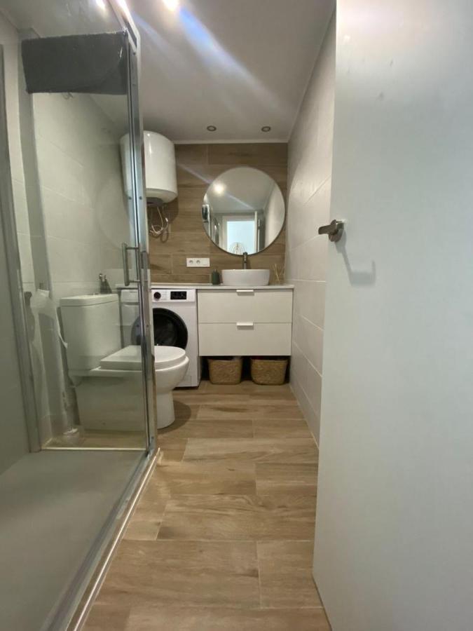 Ingrid Apartment Салоу Екстер'єр фото
